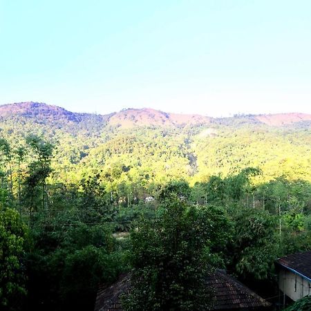 Prashanti Resort Мадикери Екстериор снимка